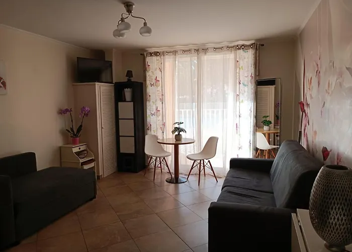 Proche De Monaco Devant Piscine Apartament *